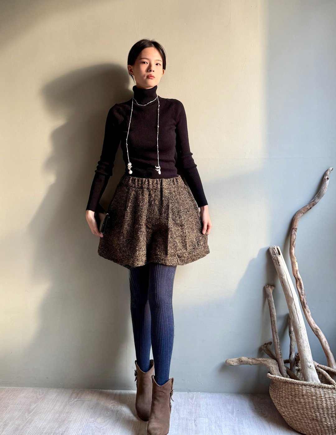小松鼠/黑与金混织圈毛毛料压折短裤裙Wool只有一件 - 女装短裤 - 羊毛 咖啡色