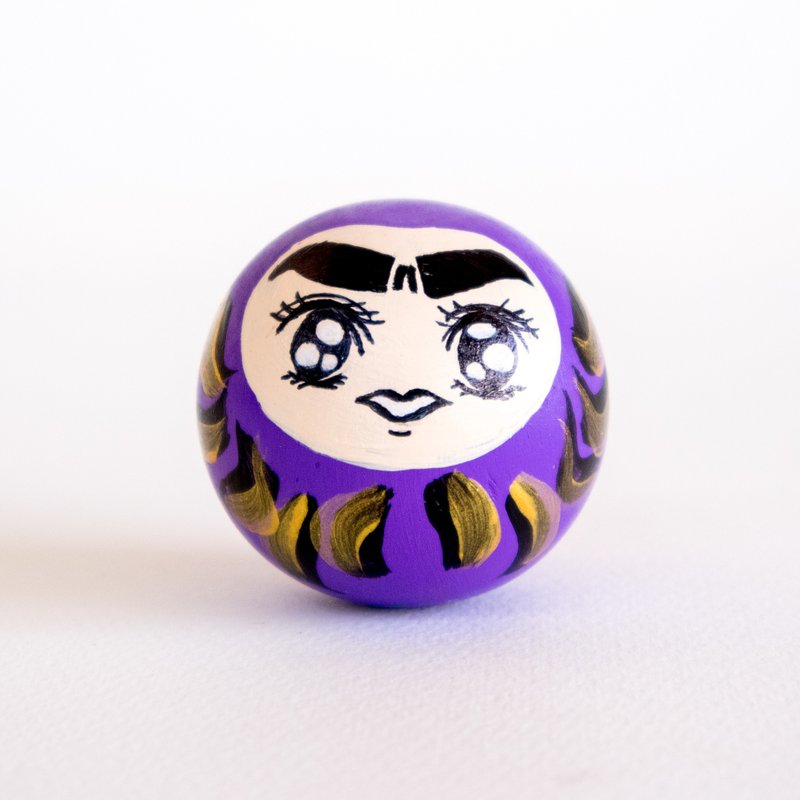 Roly poly Daruma doll. Violet Daruma in Manga style - Violet Daruma means Healthy & Logevity. Roly poly doll. Unique gift in Japanese style. - 餐垫/桌巾 - 木头 紫色