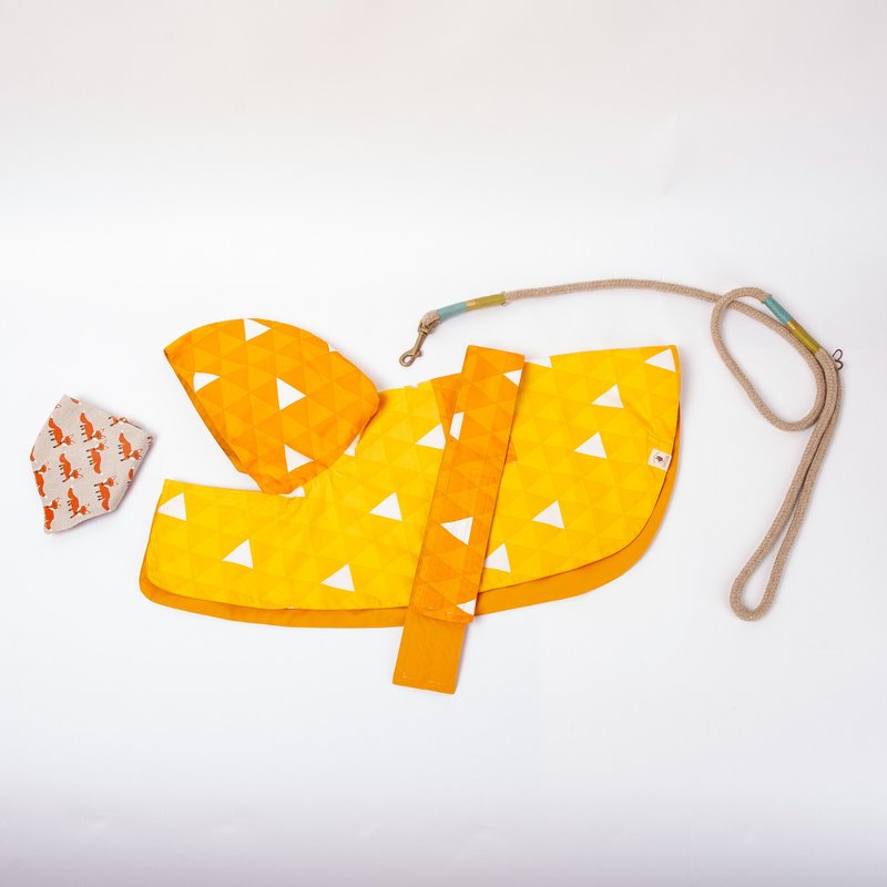 【现货】橘黄三角,M_41,毛孩斗蓬雨衣,双面可穿, 防风防雨 - 衣/帽 - 棉．麻 黄色