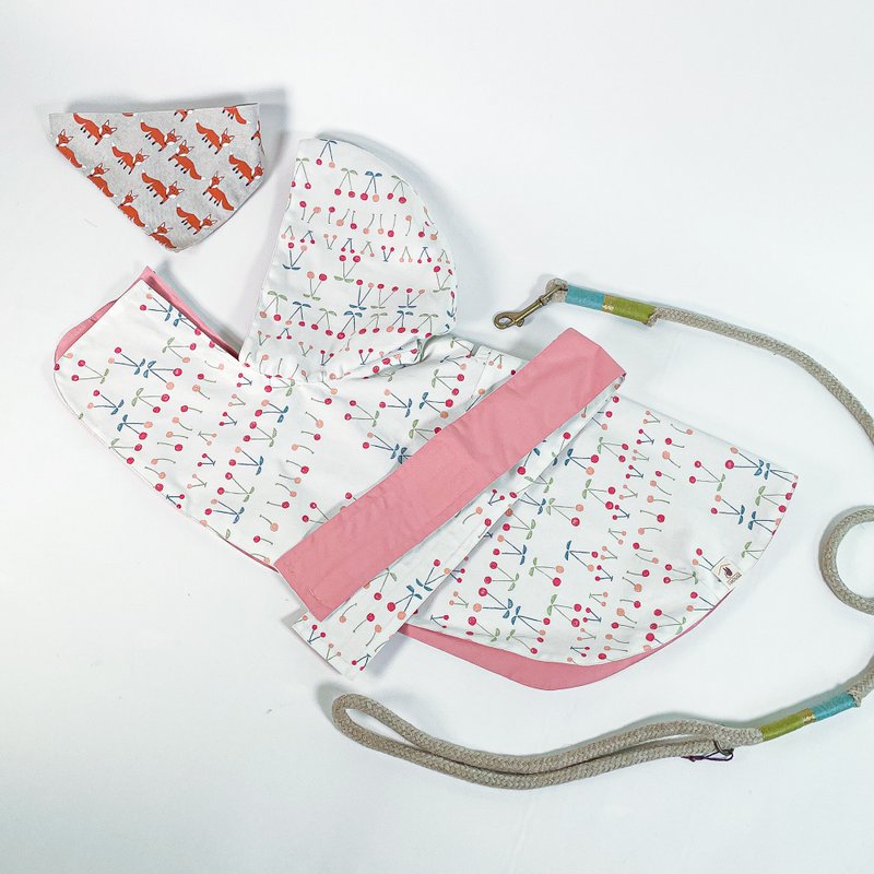 【现货】 粉白樱桃,M_41,毛孩斗蓬雨衣,双面可穿, 防风防雨 - 衣/帽 - 棉．麻 黄色