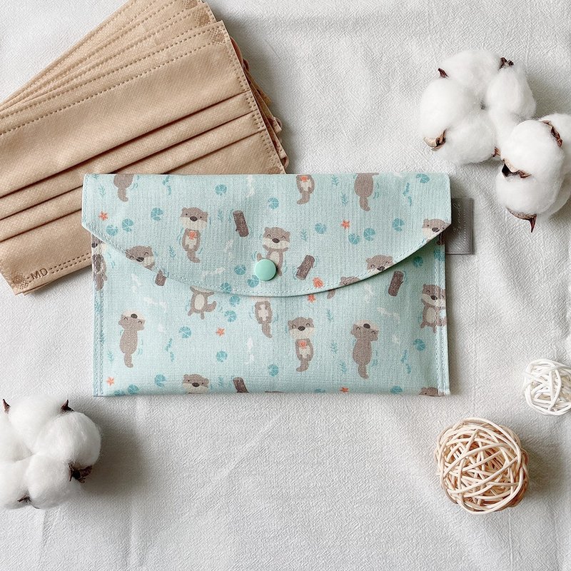 悠游水獭 万用收纳袋 袋中袋 亲子口罩收纳袋 存折袋 化妆包 - 化妆包/杂物包 - 棉．麻 