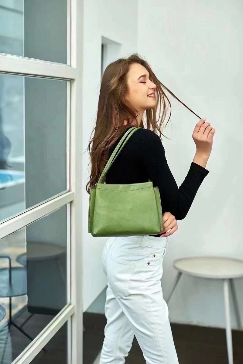 【歲末 7 折】極簡風格女包手工製作真皮斜跨單肩包/側背包/手袋 - 侧背包/斜挎包 - 真皮 