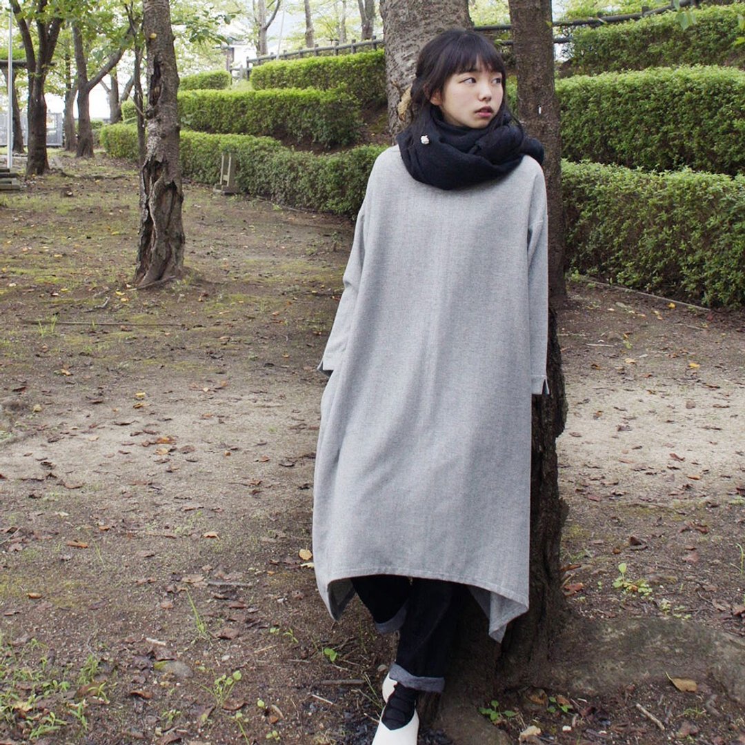 Wool mixed herringbone egg line drop shoulder one piece dress gray - 洋装/连衣裙 - 其他材质 灰色
