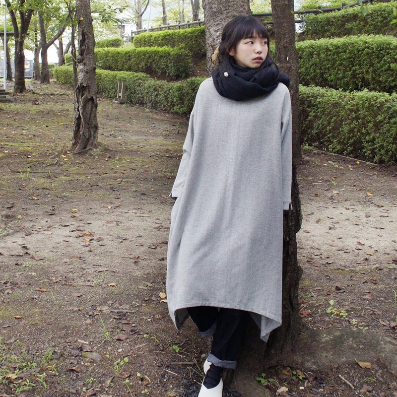 Wool mixed herringbone egg line drop shoulder one piece dress gray - 洋装/连衣裙 - 其他材质 灰色