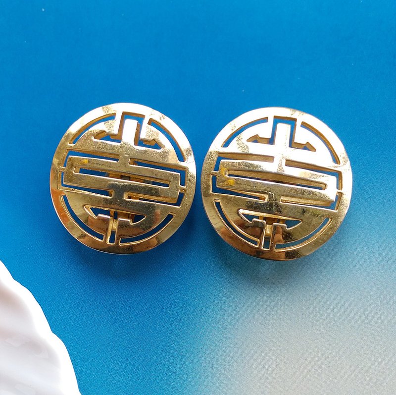 Vintage Jewelry 西洋古董饰品 金色调 中国字体 个性 夹式耳环 - 耳环/耳夹 - 其他材质 金色