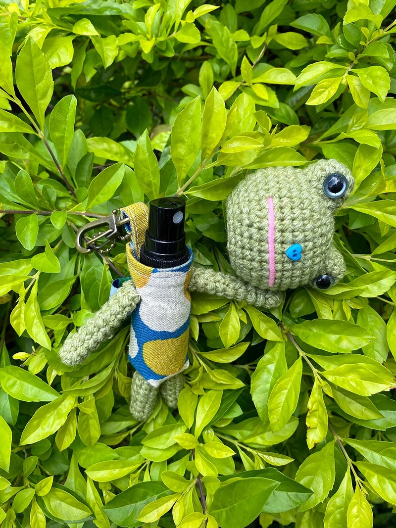 防疫小物 酒精喷雾瓶吊饰 青蛙款 附10ml玻璃瓶 - 吊饰 - 其他材质 绿色