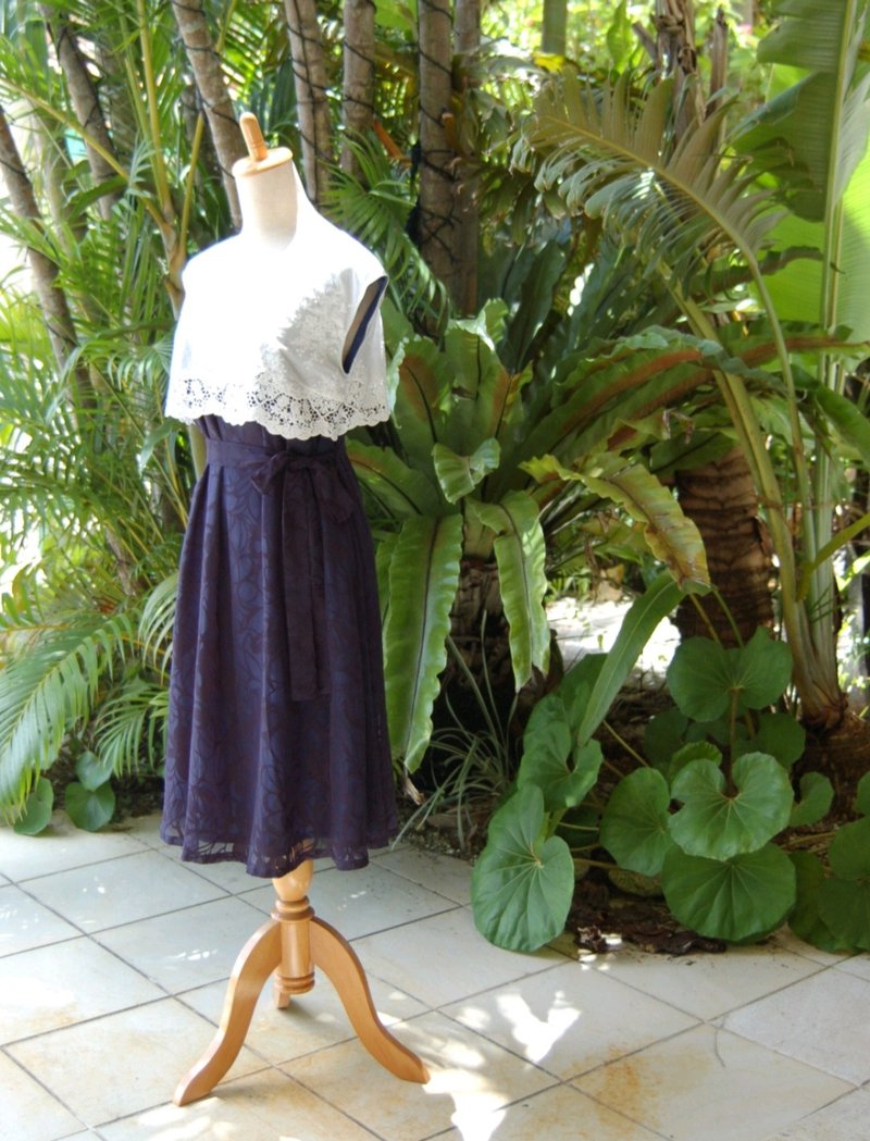 制服风格．白x海军蓝．纯棉刺绣x光泽聚酯纤维．异材质拼接 - 洋装/连衣裙 - 棉．麻 白色