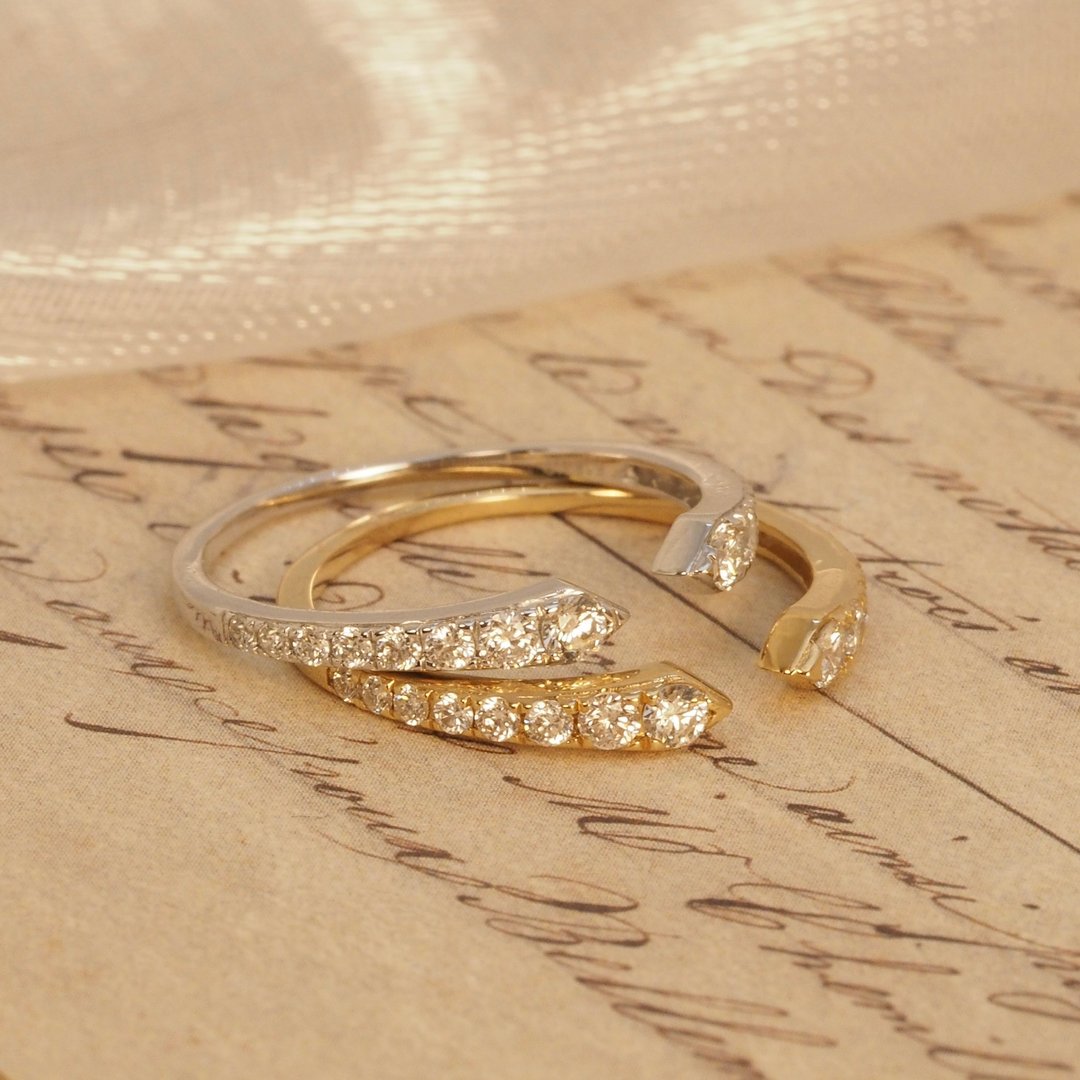 18K金钻石月球戒指 18K Gold The Diamond Lunar Grow Ring - 戒指 - 贵金属 