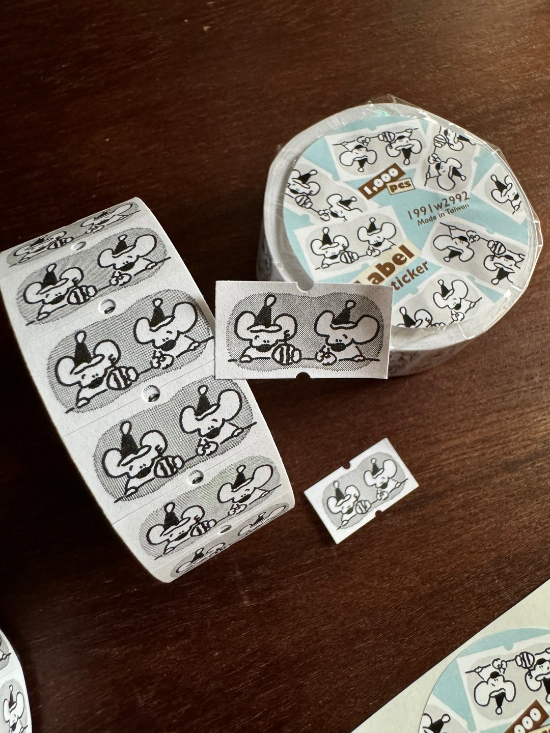 The movie//Label sticker - 贴纸 - 纸 白色