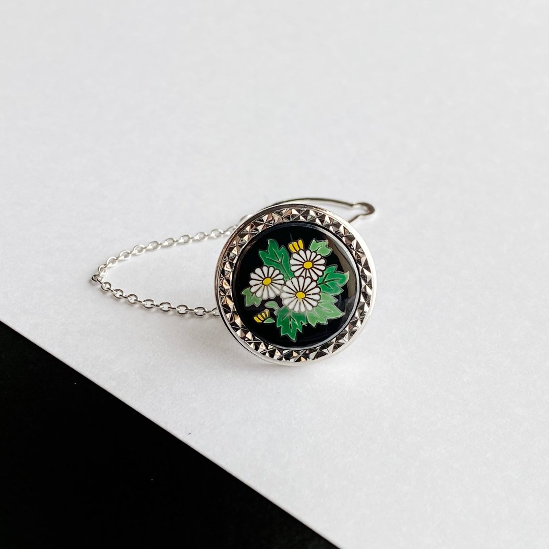 Chrysanthemum [Black] Cloisonne Tie Tack Lapel Pin Pure Silver Metal Cloisonne - 领带/领带夹 - 其他材质 黑色
