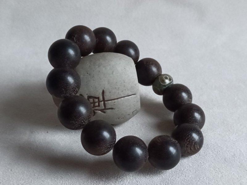 【观想】印尼达拉干沉水浮18mm沉香手串 - 手链/手环 - 木头 