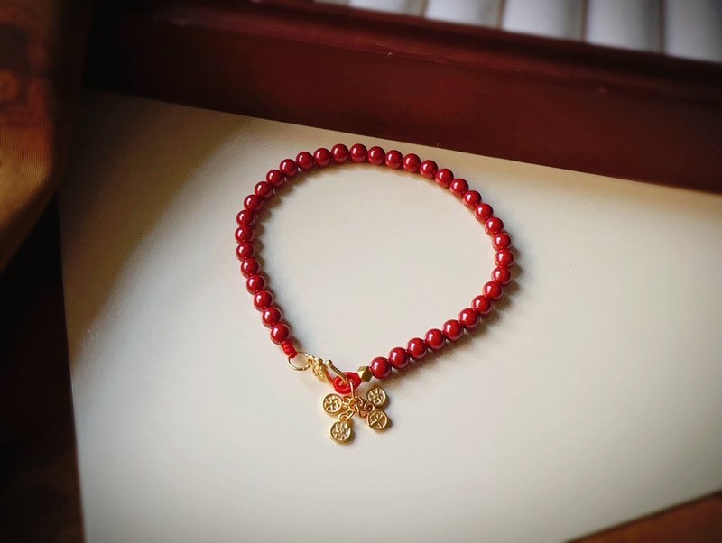 天然原矿朱砂. 帝王砂 古法银平安喜乐设计单圈手串 - 手链/手环 - 木头 红色