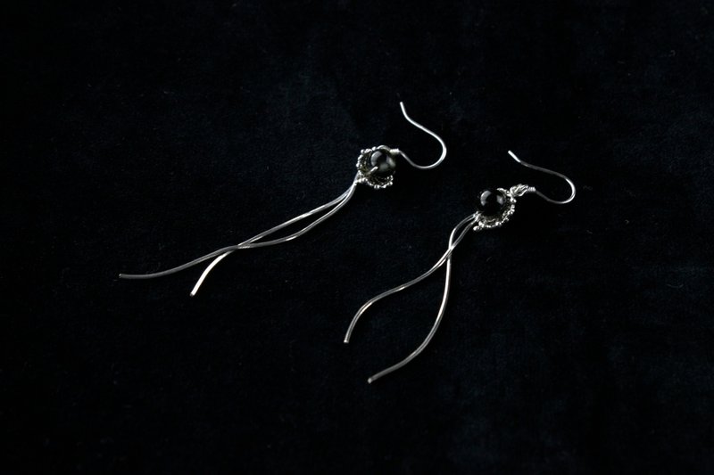 烟火 | 精彩生活 // 碧玺设计款纯银耳环 // - 耳环/耳夹 - 宝石 银色