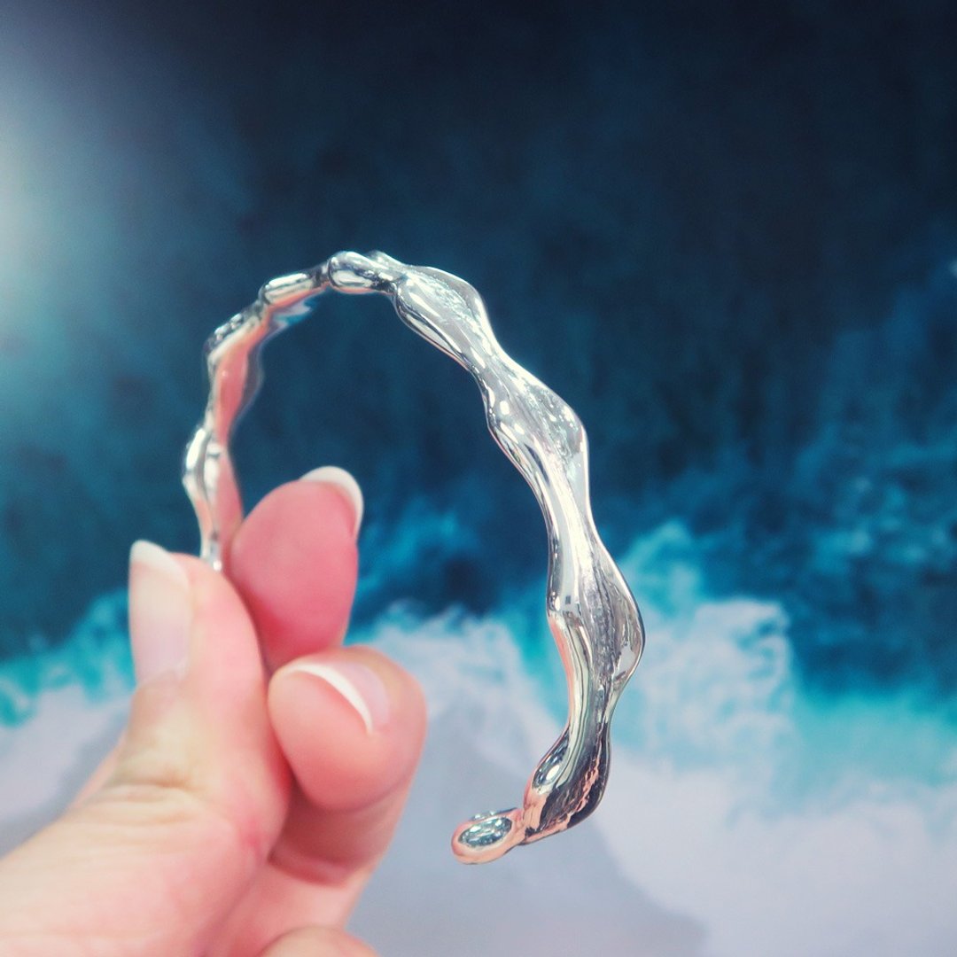 纯银 浪花手环 浪涛款 925纯银 C型手环 女生手环 - 手链/手环 - 纯银 银色