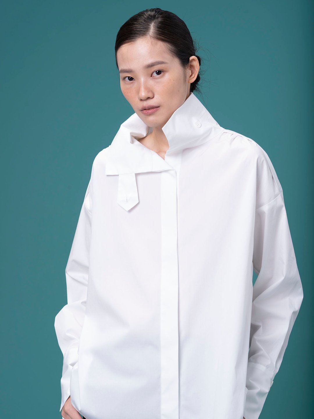 UUIN _ 白大立领衬衫 - 女装衬衫 - 棉．麻 白色