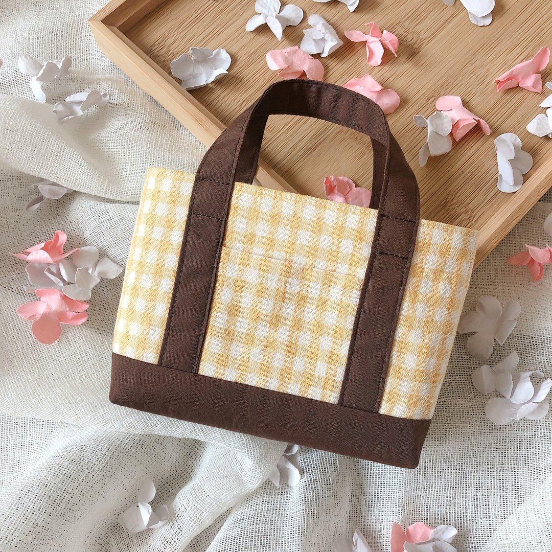 Mini mini tote bag (yellow) Mini mini tote bag For the interior of your room - 化妆包/杂物包 - 棉．麻 黄色