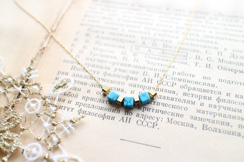 土耳其方糖-黑线蓝松 黄铜项链 - 项链 - 铜/黄铜 蓝色