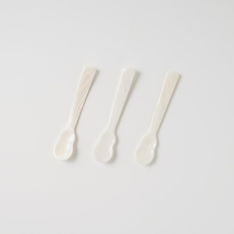 生日礼物 | 珍珠母贝 小汤匙 /来自澳洲的天然贝壳 - 餐刀/叉/匙组合 - 贝壳 白色