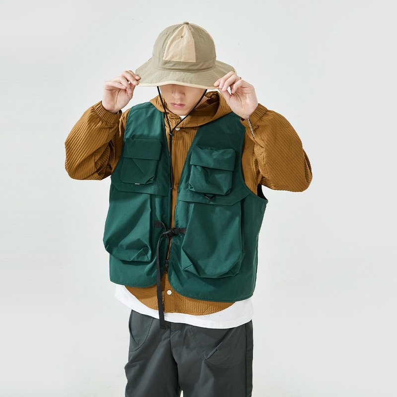 TopBasics 日系户外机能多口袋马甲背心 - 男装背心 - 聚酯纤维 绿色