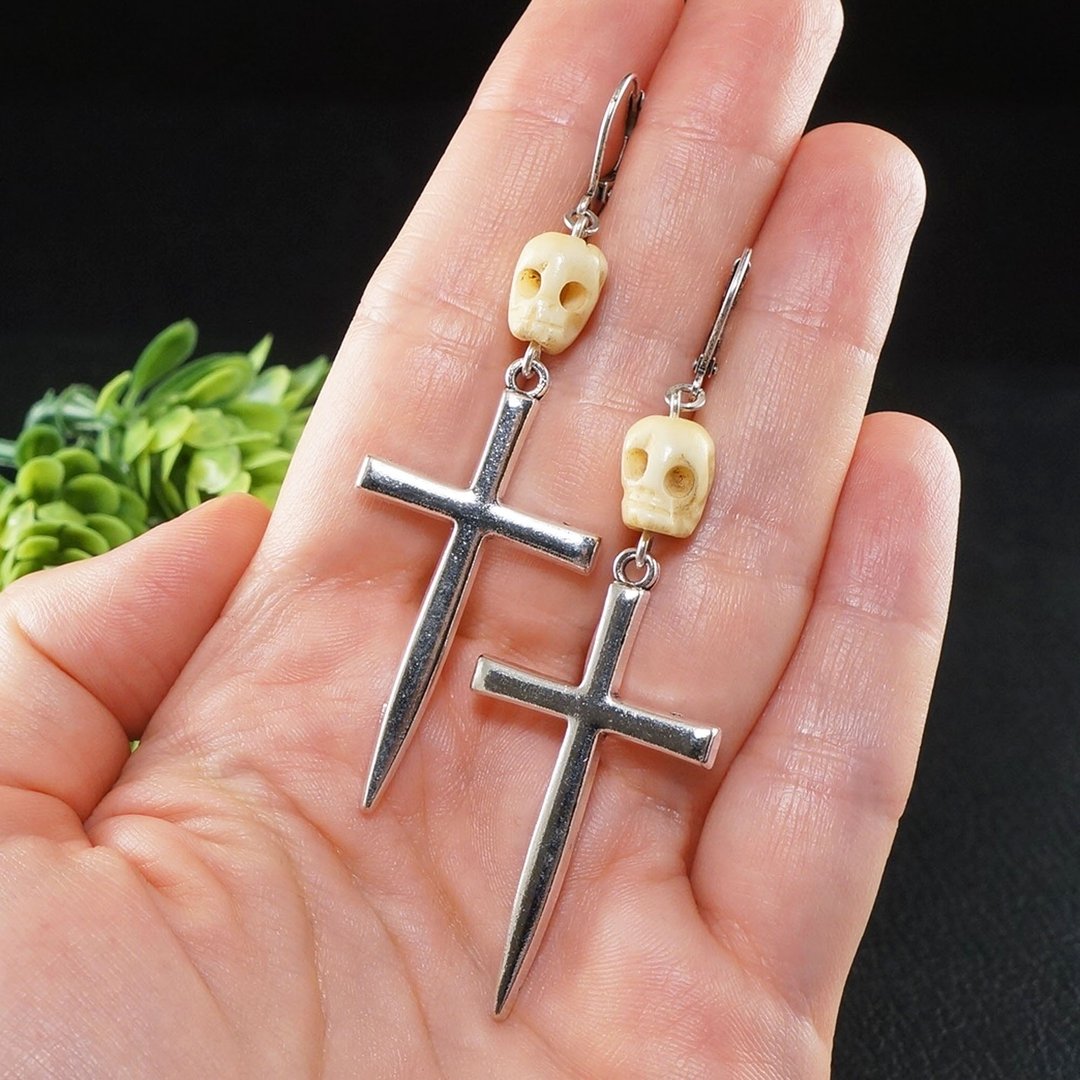 Silver Sword Cross Beige Bone Skull Dagger Knife Blade Goth Earrings Jewelry - 耳环/耳夹 - 其他材质 银色