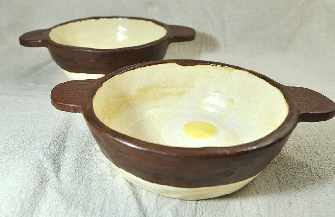 Large Baked Curry Earthenware Pot   with a fried egg   Oven and open flame - 碗 - 陶 咖啡色