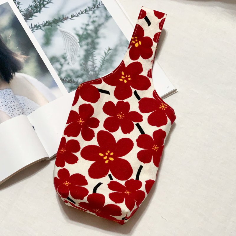 红色大花 变装熊 饮料提袋 可装水壶 大杯饮料 - 化妆包/杂物包 - 棉．麻 多色