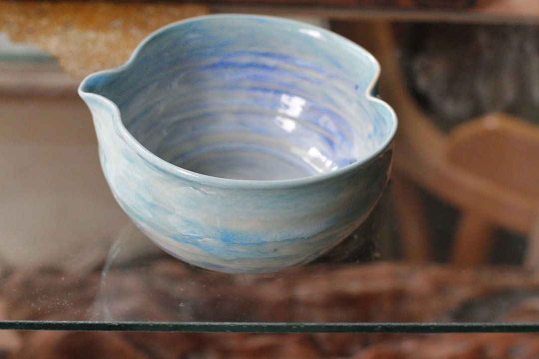 手拉坏油画风系列大爱心淡蓝色陶碗/茶海/片口 - 茶具/茶杯 - 陶 蓝色