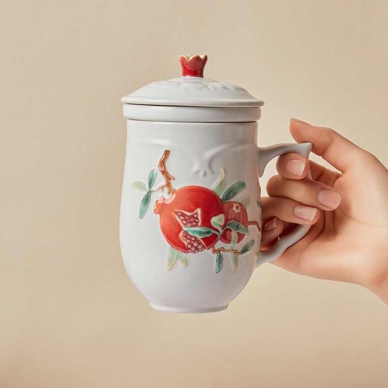 石榴喜果三件杯 / 附茶漏 / 牙白彩釉 430ml - 咖啡杯/马克杯 - 瓷 白色