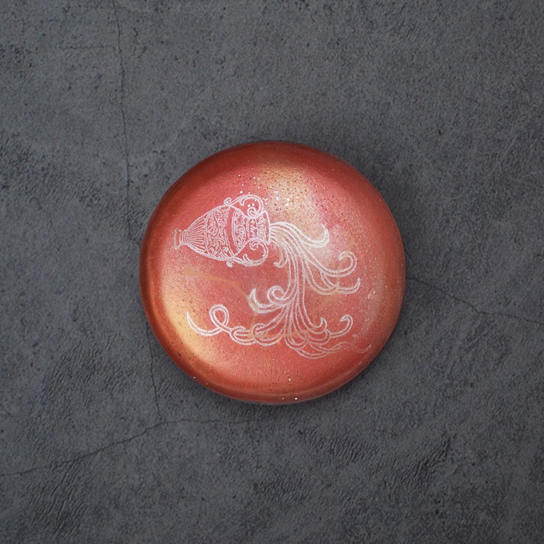 艺术宝石皂-水瓶座 Aquarius/ 承载者-天马行空的独立追寻 - 肥皂/手工皂 - 其他材质 红色