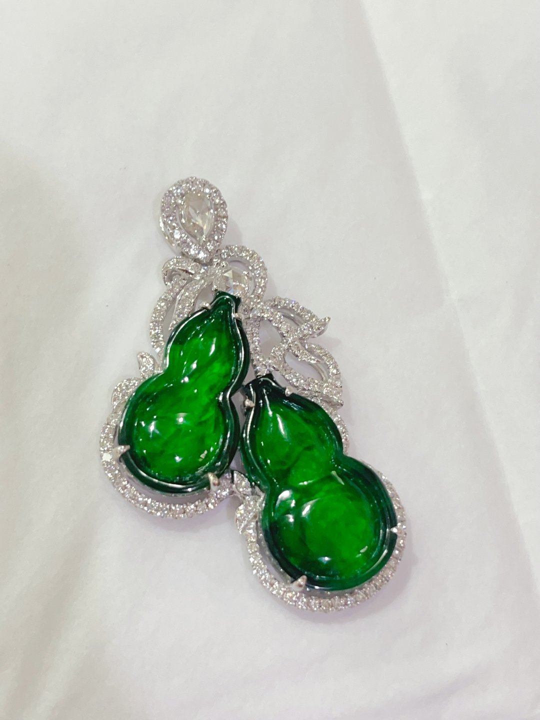 纯 18k 白金天然钻石翡翠吊坠 - 吊饰 - 贵金属 绿色
