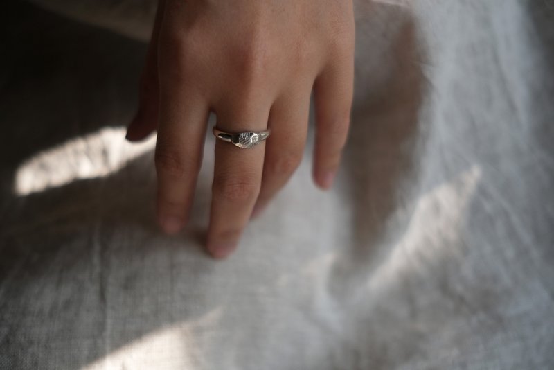 925纯银 原石感 半圆线戒 / 星 石 - 戒指 - 纯银 