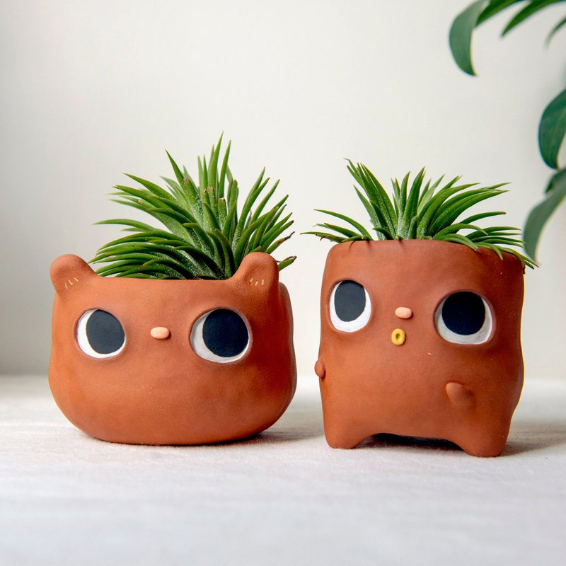 Set of 2 terracotta planters, big eyes, face pots. - 花瓶/陶器 - 陶 