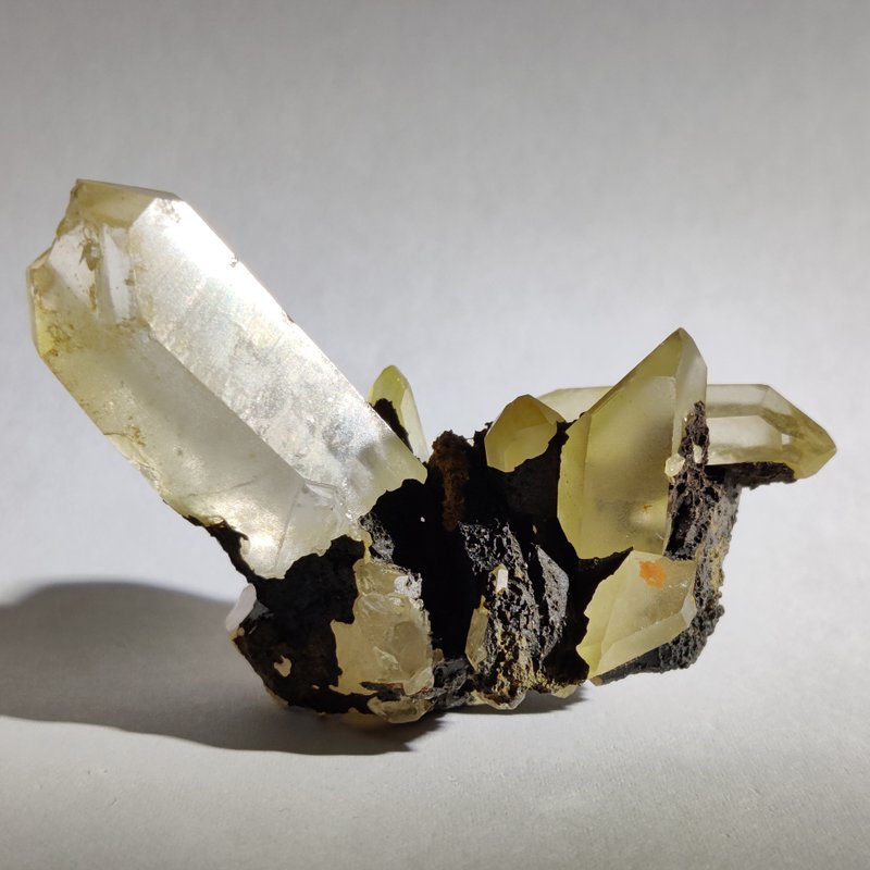 骨干 白水晶簇 Rock Quartz 随形 摆件 原石 晶簇 天然水晶 水晶 - 摆饰 - 水晶 