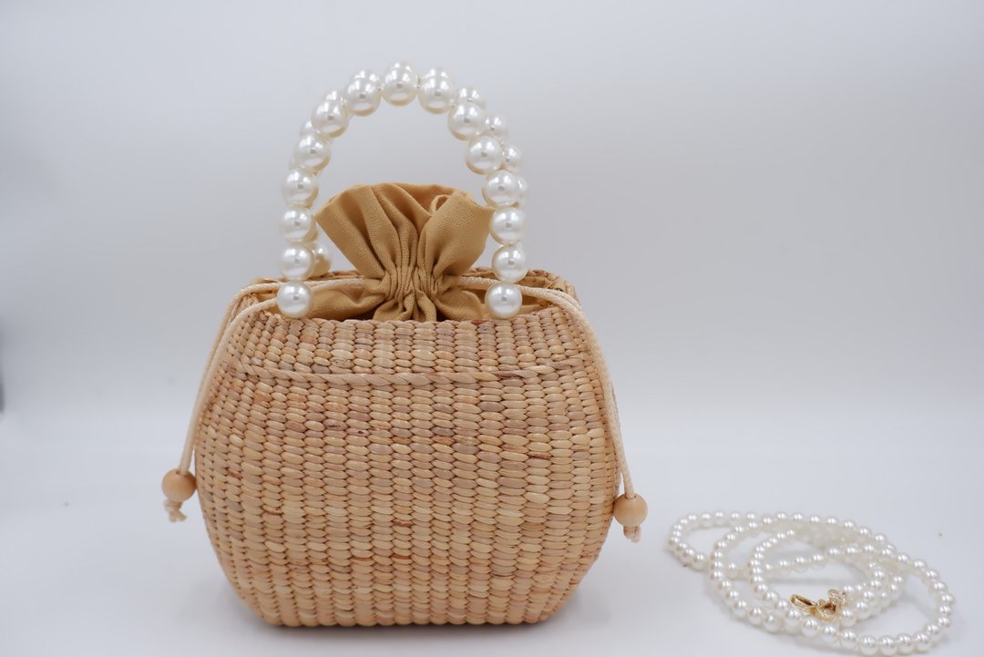HotSummer 订制礼物 手提包 编织包 海滩包 pearl handbag - 手提包/手提袋 - 植物．花 