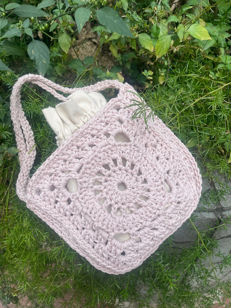 可客制背带 颜色 钩织祖母格侧背包 配束口收纳袋 - 侧背包/斜挎包 - 棉．麻 多色