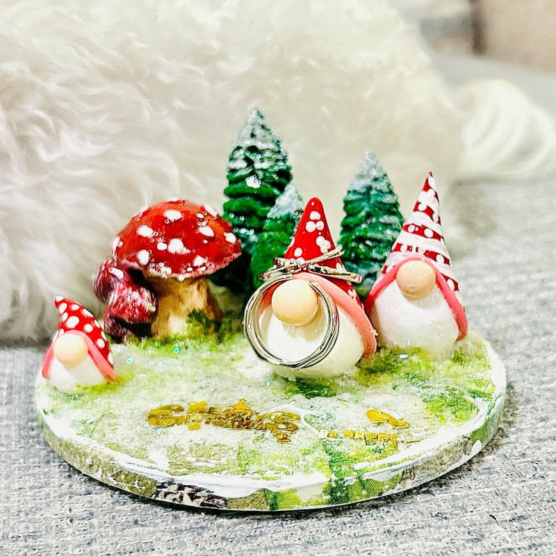 【手工制作】圣诞风格戒指台 饰品展示台 居家摆设 - 摆饰 - 其他材质 多色