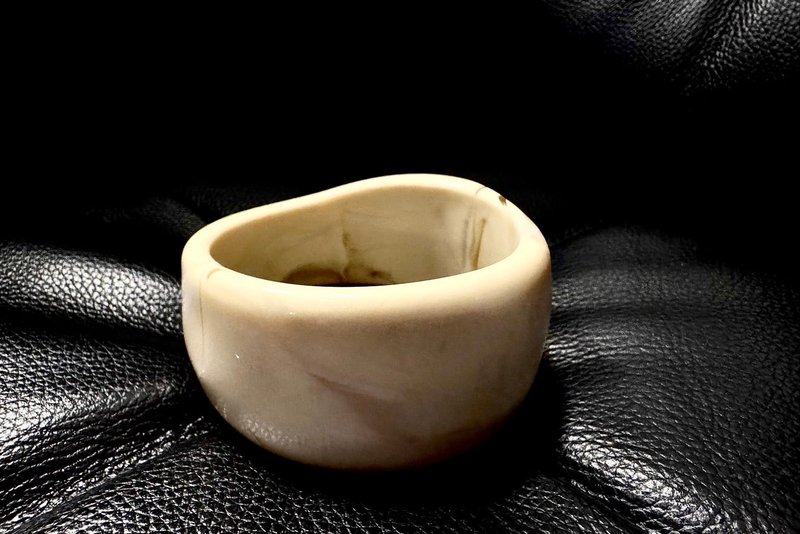 【CRUXART】西洋首饰配件-轻奢小品-白风之韵手环-美国个性手环 - 手链/手环 - 其他材质 白色