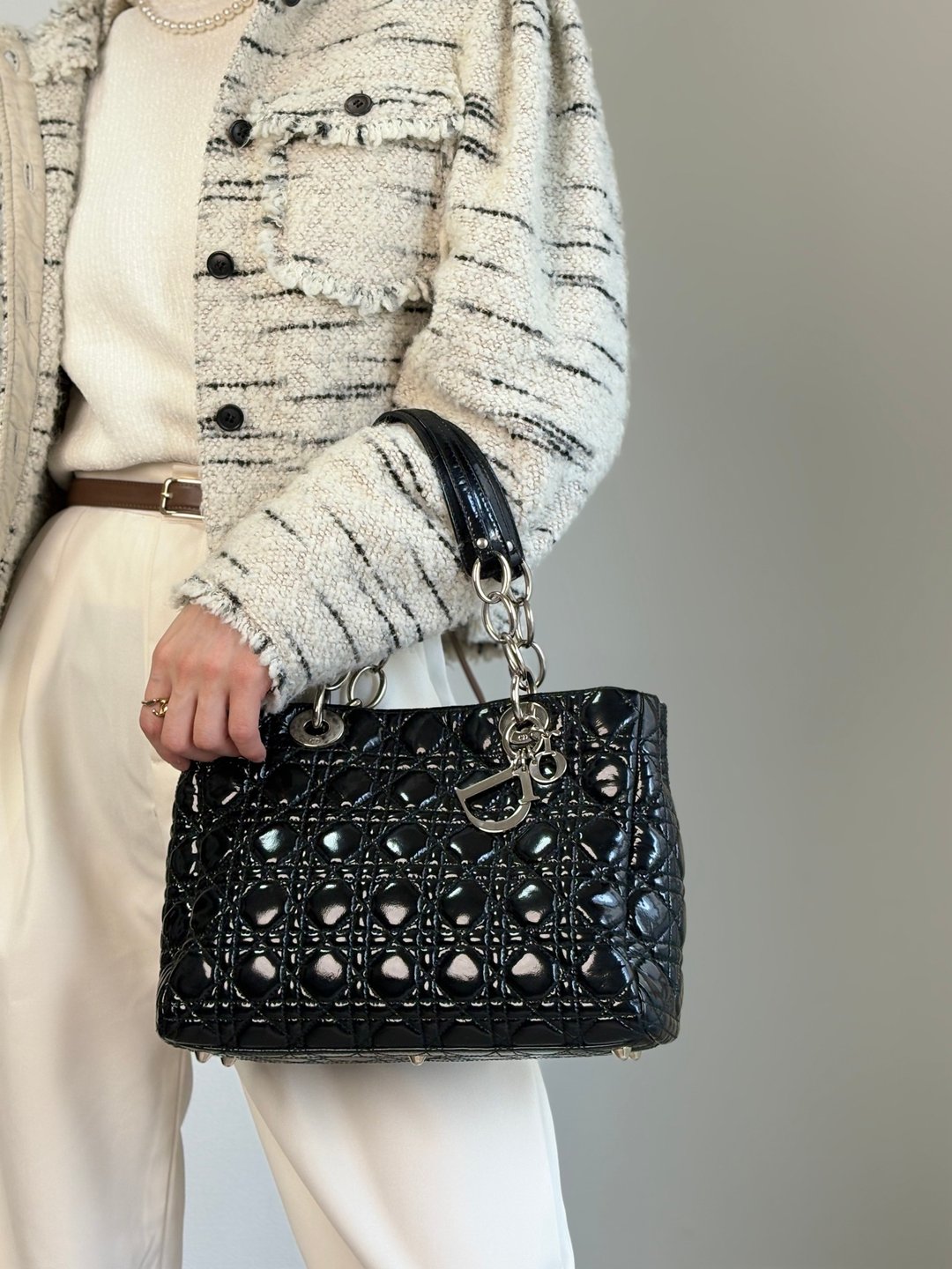 【日本直送 名牌中古包】Christian Dior クリスチャン ディオール 手提包 黑色 藤格纹 漆皮 链带 dthmxy - 手提包/手提袋 - 真皮 黑色