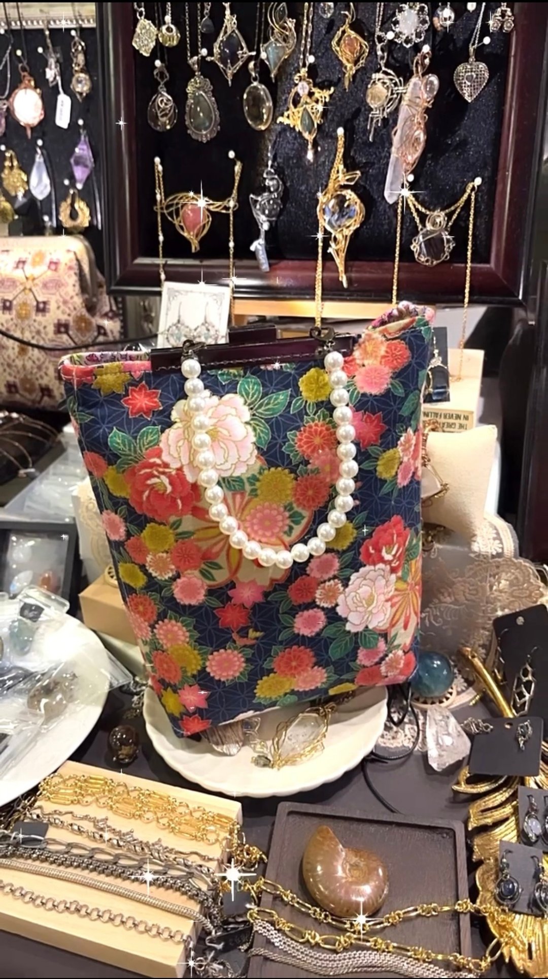 MBC 人手制 和风烫金牡丹花 10cm 驳脚框 口金包 - 侧背包/斜挎包 - 棉 红色