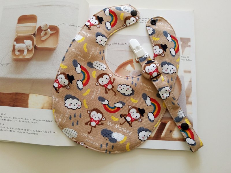 咖啡底 猴子先生弥月礼物 奶嘴夹+围兜 - 围嘴/口水巾 - 棉．麻 咖啡色
