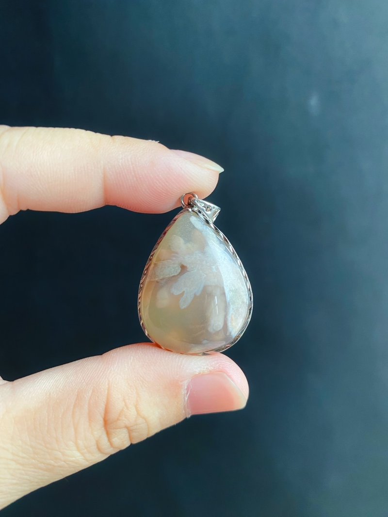 孤品 樱花玛瑙 S925银镶拖 炸花 大花 水中花 项链 天然石 礼物 - 项链 - 水晶 卡其色