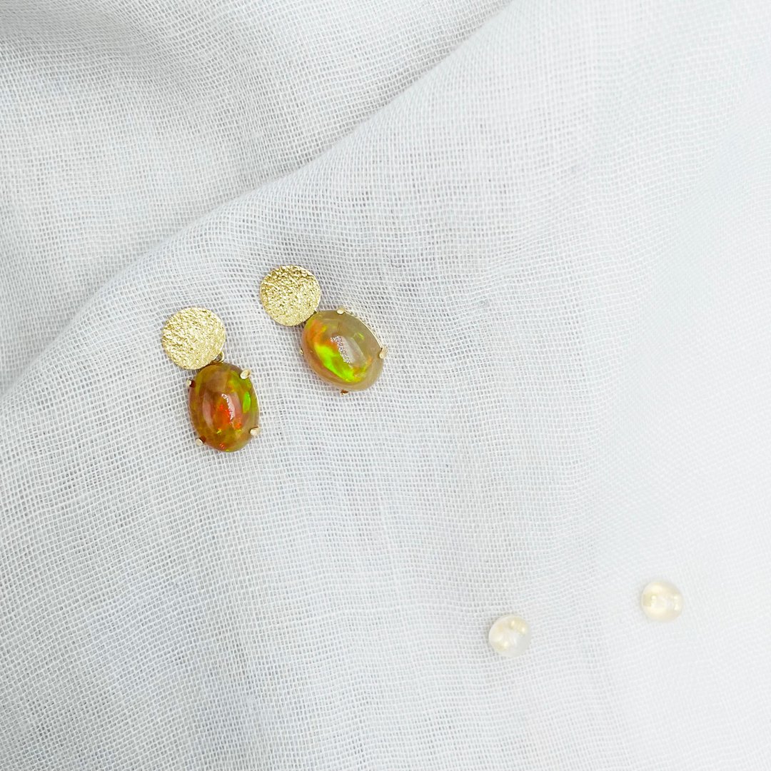 每一天日常 水晶蛋白石 黄18K金耳环 轻珠宝饰品 - 耳环/耳夹 - 宝石 金色