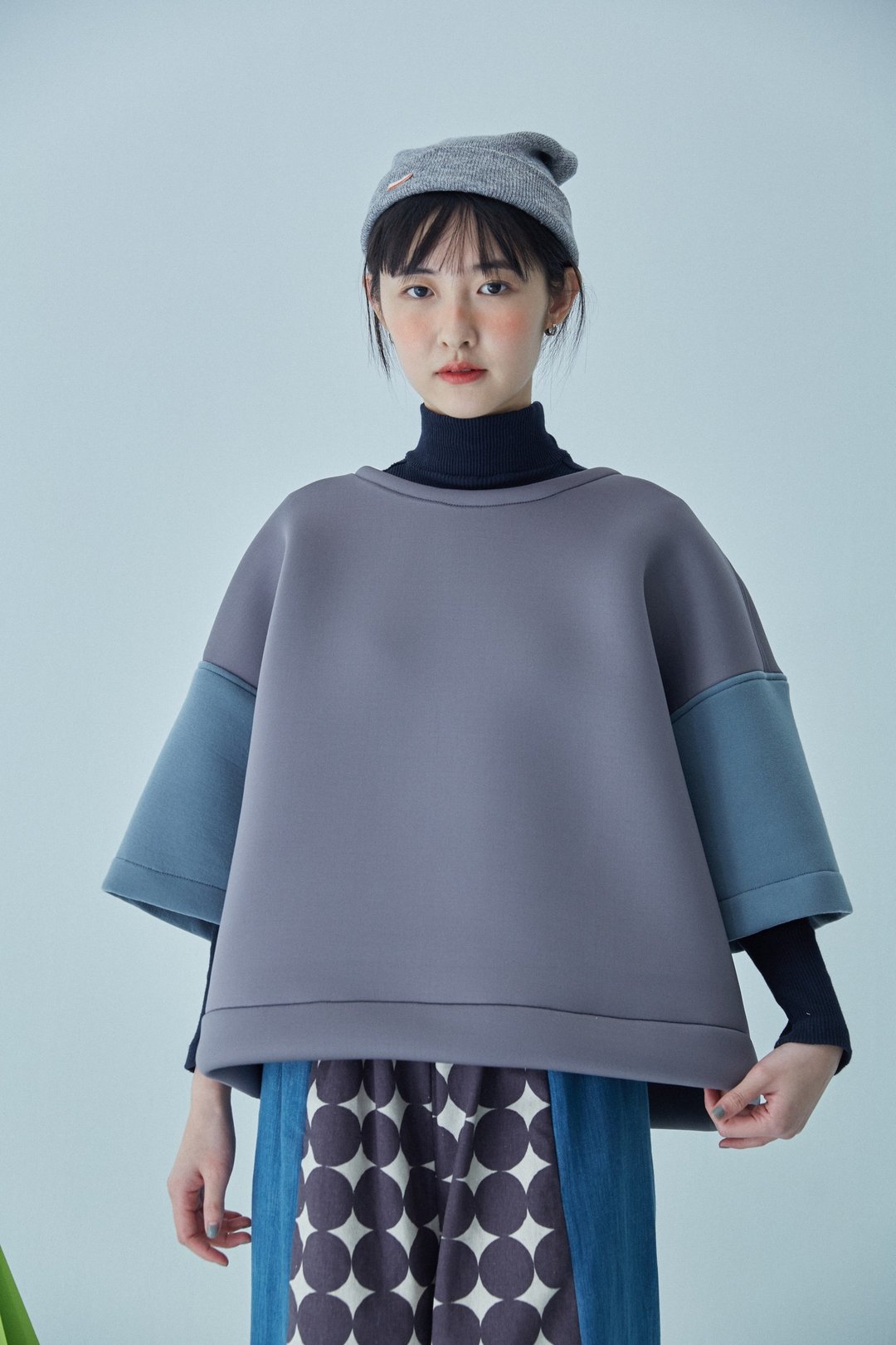双色拼接泡棉上衣 - 女装上衣 - 聚酯纤维 紫色