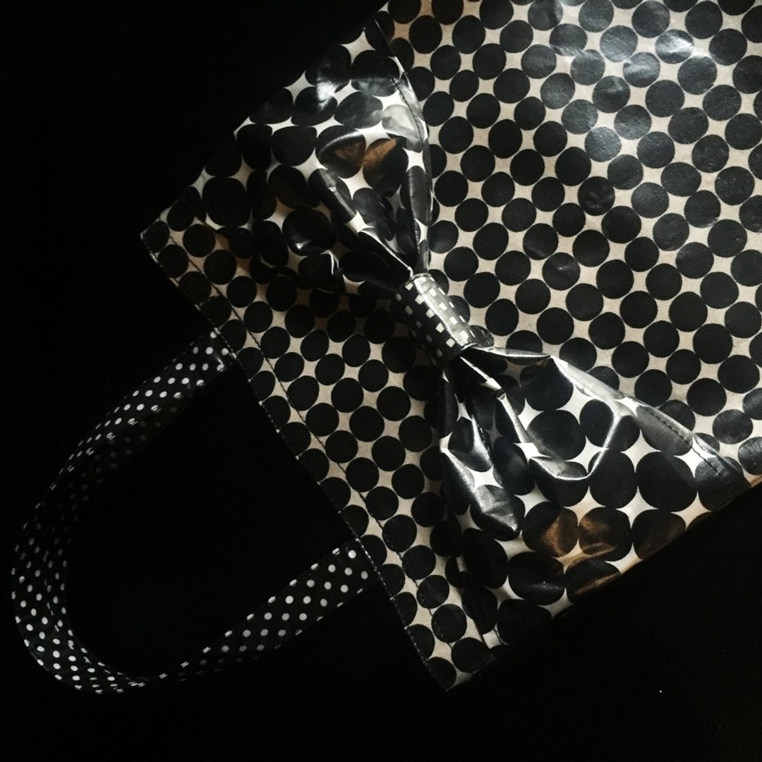 one-of-a-kind flat totebag Spin Off  black&amp;white bots camouflage ribbon PVC - 电脑包 - 防水材质 黑色