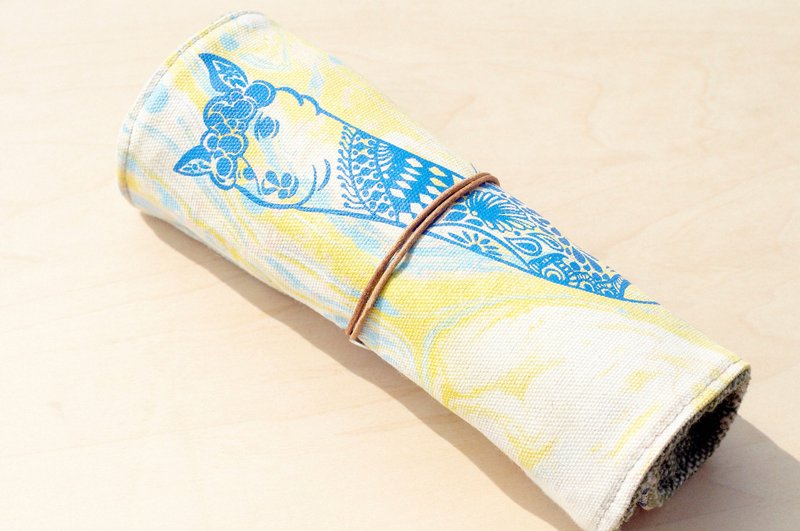 圣诞交换礼物 手绘渲染笔袋 餐具袋 手感卷轴 春卷笔袋-羊驼 水彩 - 铅笔盒/笔袋 - 棉．麻 多色