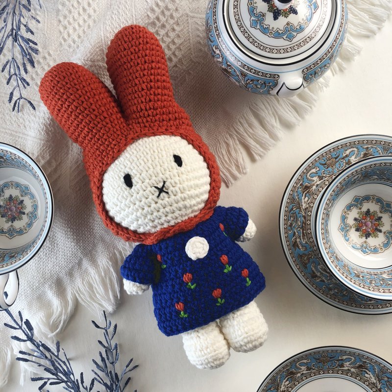 荷兰Miffy米飞兔【miffy&郁金香蓝洋装+兔兔红帽】钩针纯棉娃娃 - 玩偶/公仔 - 棉．麻 蓝色