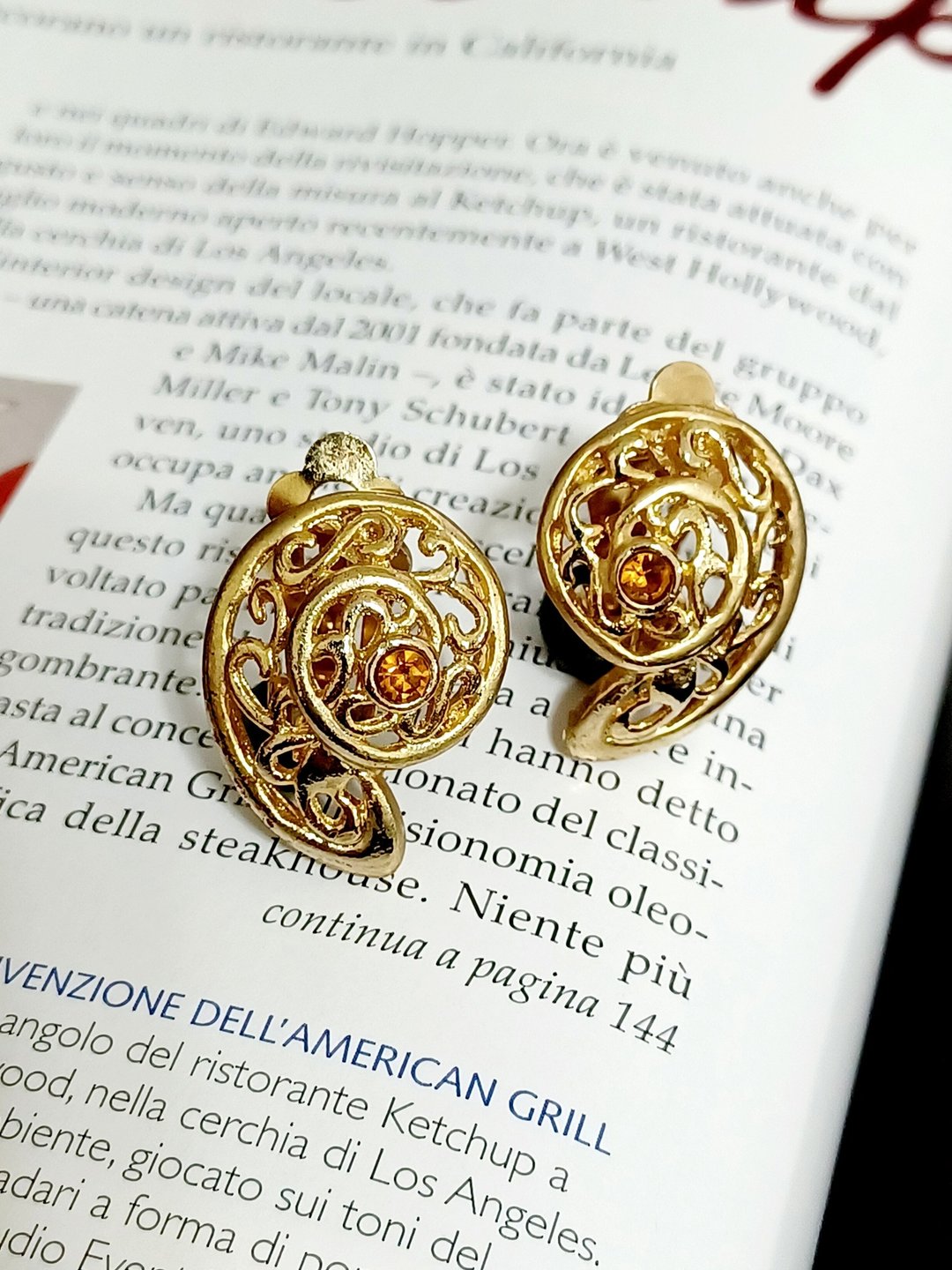 vintage jewelry  典雅篓空艺术风格 夹式耳环 - 耳环/耳夹 - 其他金属 