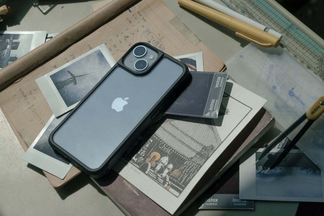 LINKASEAIR iPhone14 6.1寸 防摔抗菌挂绳玻璃壳 耀岩黑 - 手机壳/手机套 - 玻璃 黑色
