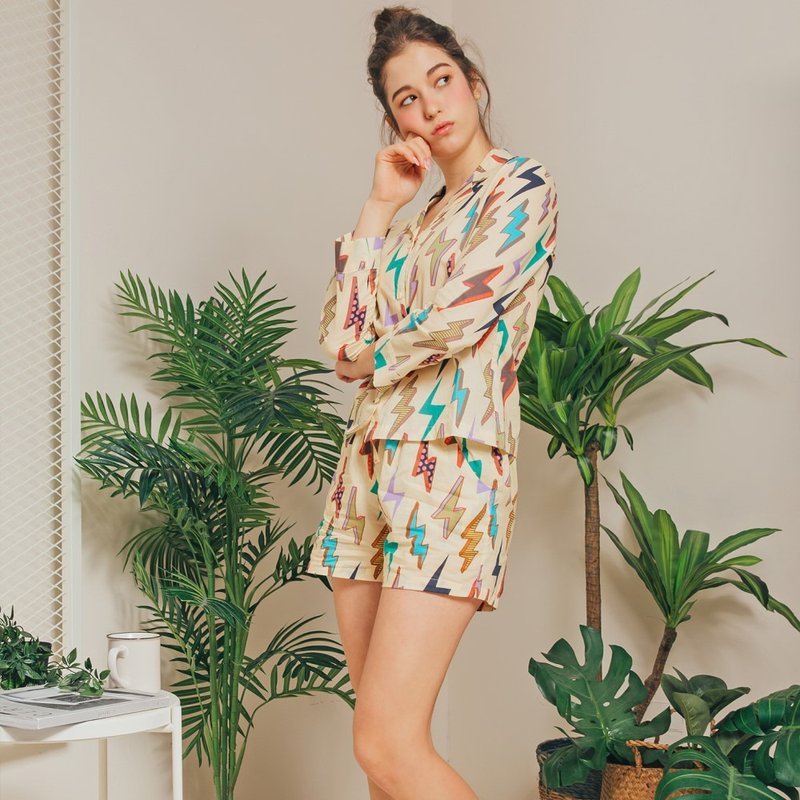 电爆你 西装领长袖家居服套组(米) - 居家服/睡衣 - 棉．麻 白色