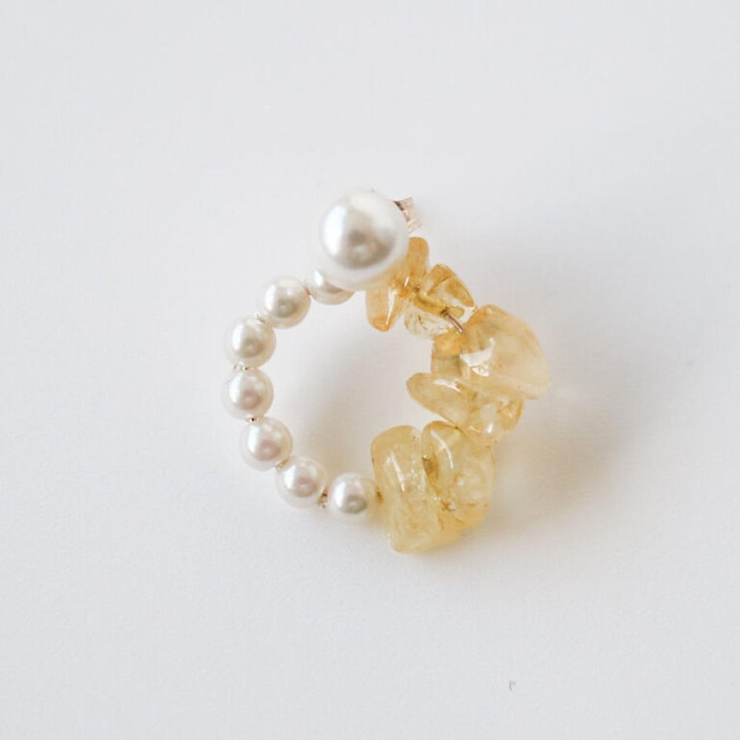 sally earring yellow - 耳环/耳夹 - 石头 黄色